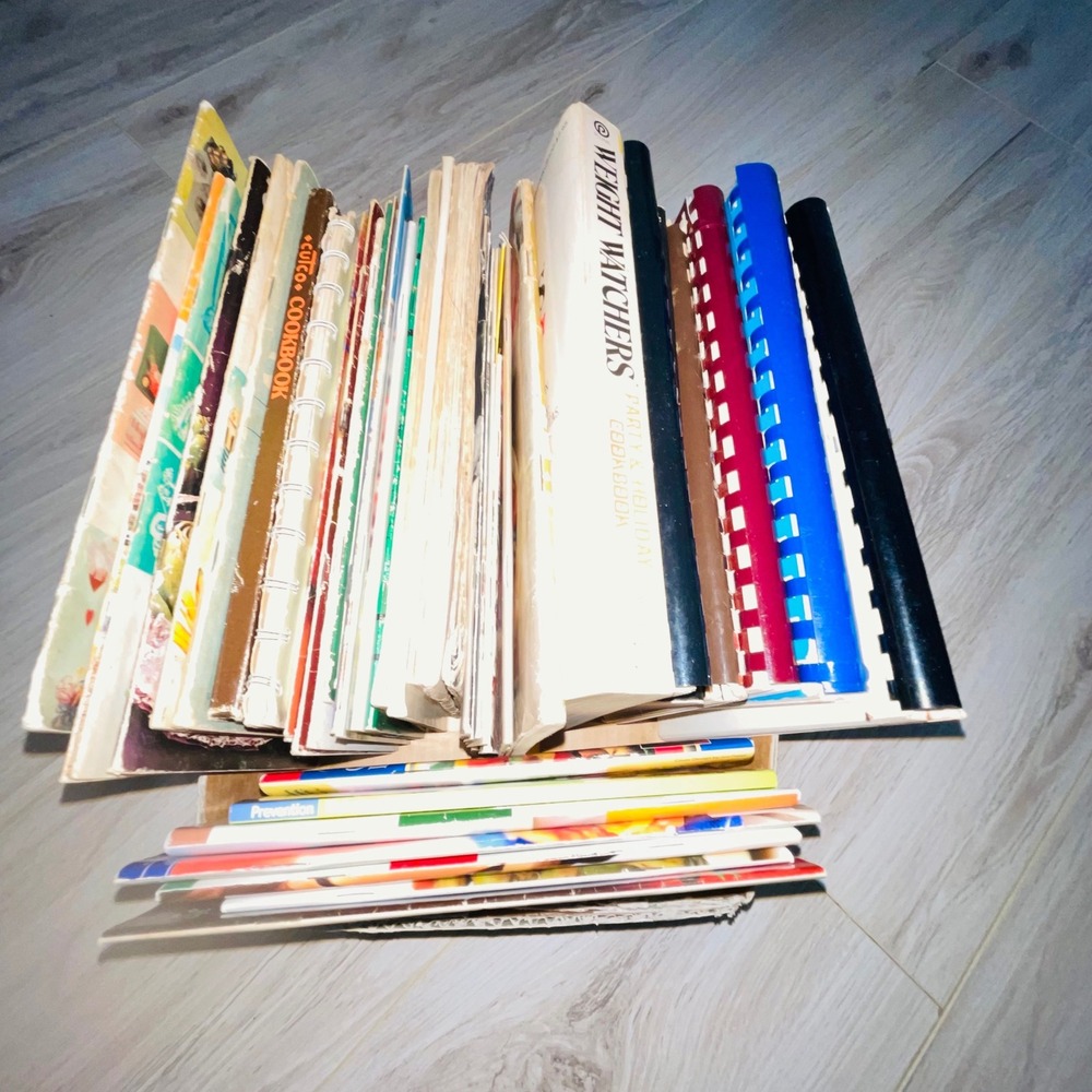 Vtg Cookbook Lot Regional Community Spiral Books Pillsbury General Food More - Picture 8 of 8